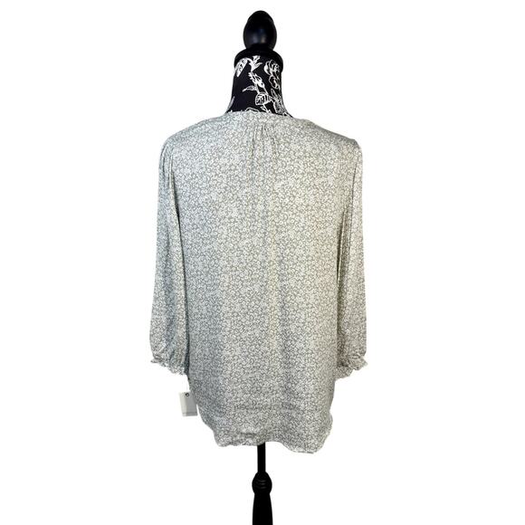 Angel NWT Cottagecore Gray Floral peasant top - Picture 7 of 7